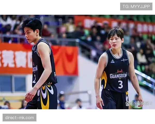 杨力维赛场上超拼，休息时居然这样享受奢侈生活？